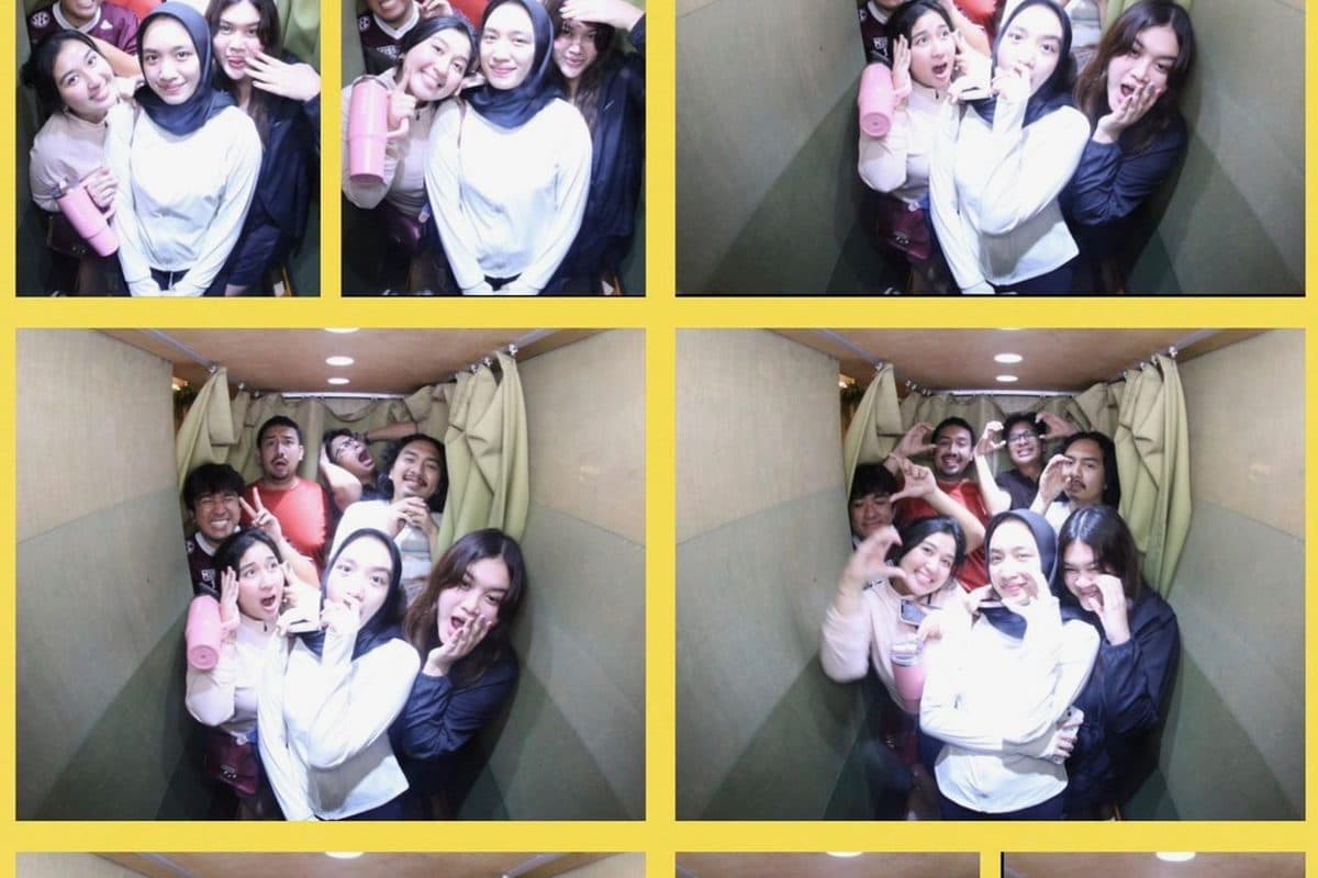 Photobooth strip with a group of friends